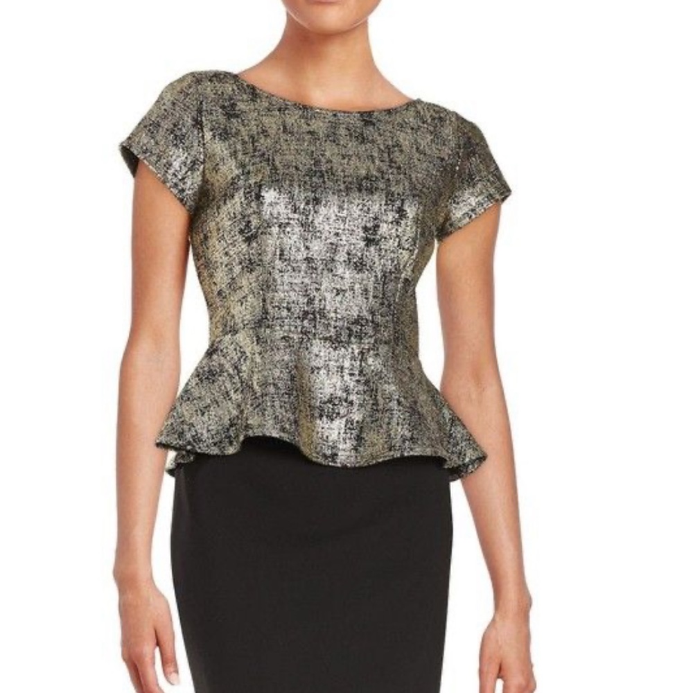 Design Lab Lord & Taylor Gold Metallic Short Sleeve Peplum Blouse Womens Size M